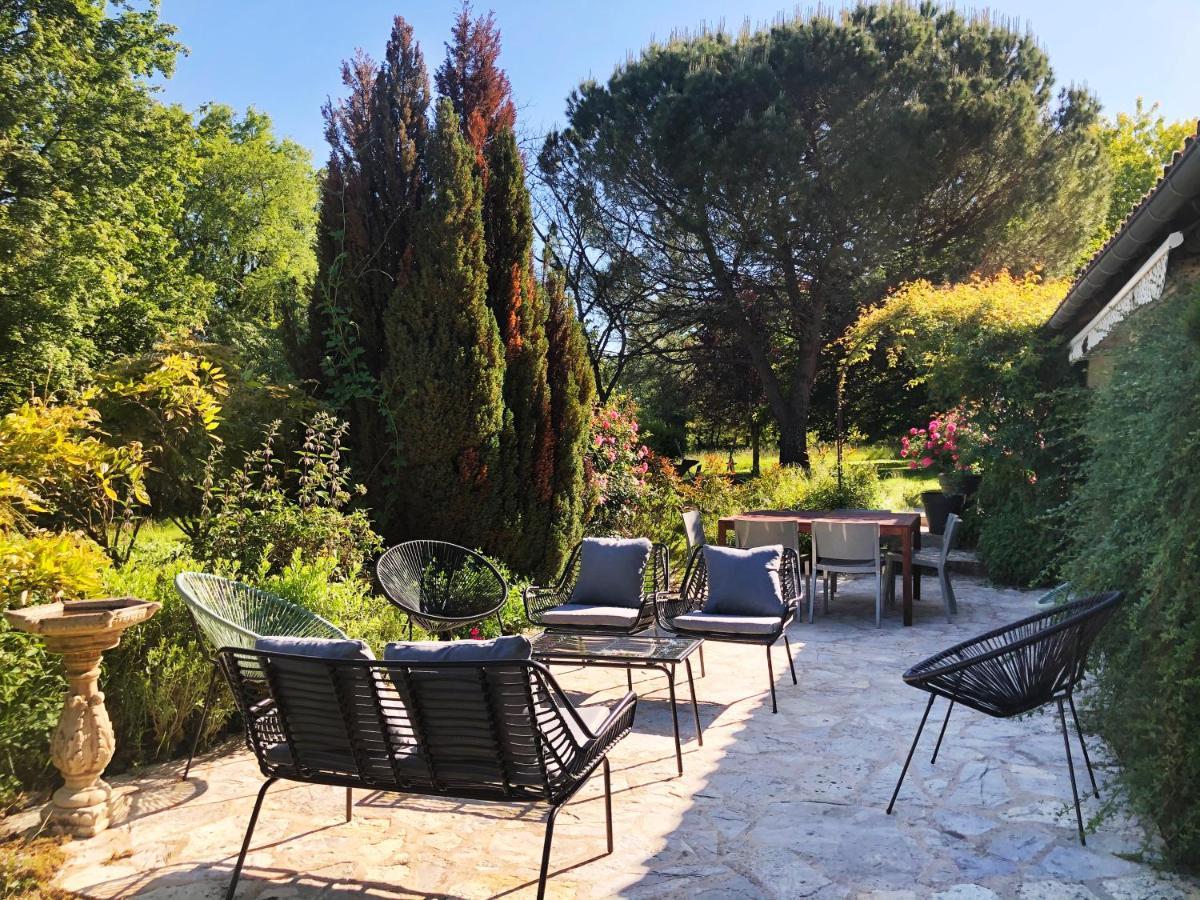 Villa Le Creyssac Saint-Félix-de-Bourdeilles Exterior foto